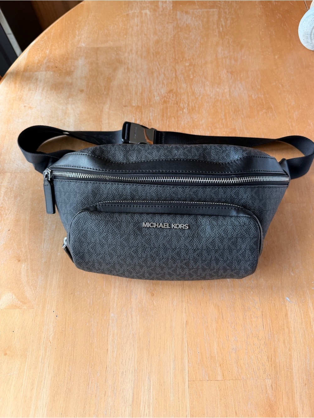 Michael Kors Men's Black Grey Signature Cooper Sling Fanny Pack Crossbody
